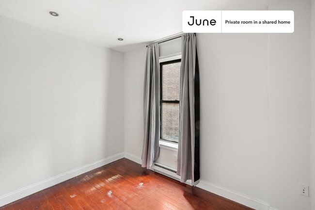 Photo - Room in Shared 3 bed/2 bath home Unidad A