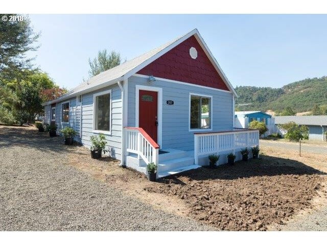 Building Photo - Great Remodeled 3 Bedroom House!