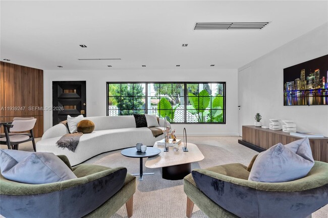 Photo - 2500 Bayview Dr