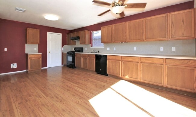 Building Photo - 9618 Ravens Nest Ct