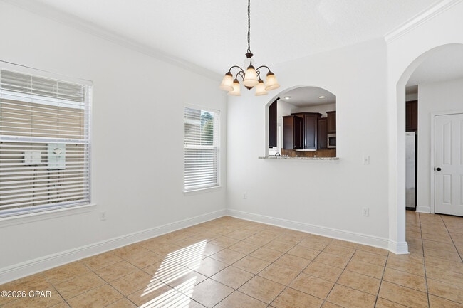 Photo - 323 Madison Circle