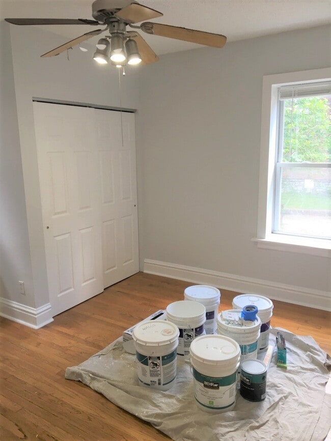 Bedroom - 4540 Flad Ave Unit E