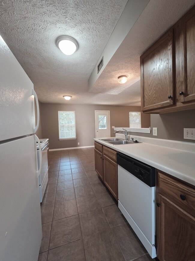 Photo - 261 Indian Park Dr