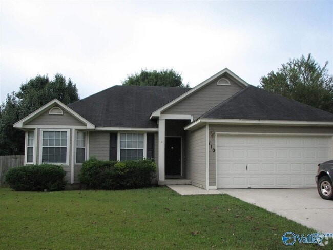 Building Photo - 110 Rebecca Pines Dr Rental