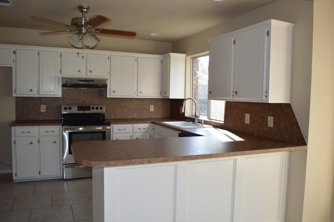 Photo - 6828 NW Crestwood Dr