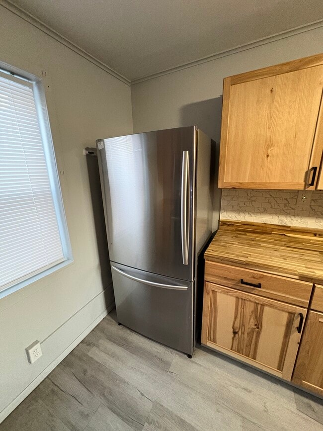 Photo - 637 Prangley Ave