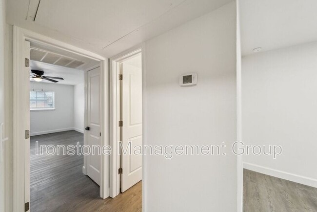 Photo - 4515 E 31st St