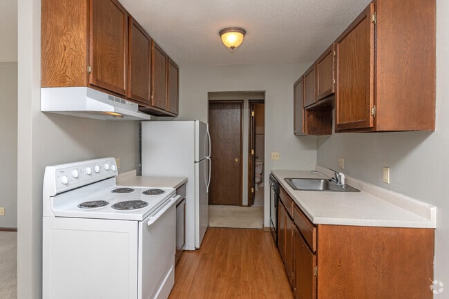 1BR, 1BA - 715SF