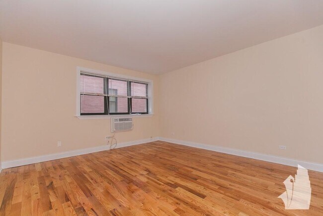 Photo - 555 W Arlington Pl Unidad 206