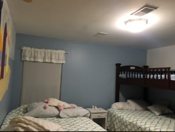 1103 Glendale Pky