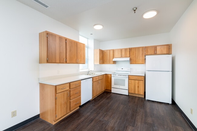Selby Wilkins - Selby Wilkins Apartments