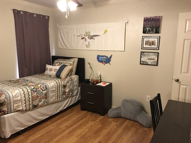Photo - UT PRE LEASE: 3 bed/ 2 bath, West campus 1...