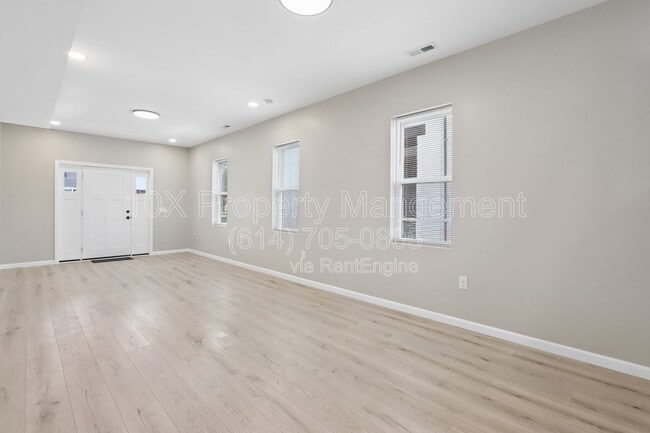 Photo - 1209 E Whittier St Unit 1209 E