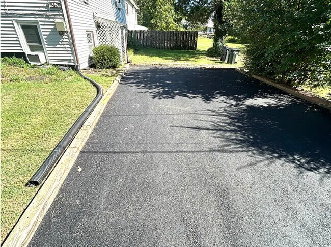 Photo - 18629 Amidon Ave Unit 104