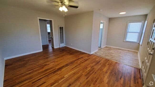 Building Photo - 106 S Palo Duro St Unit A Rental