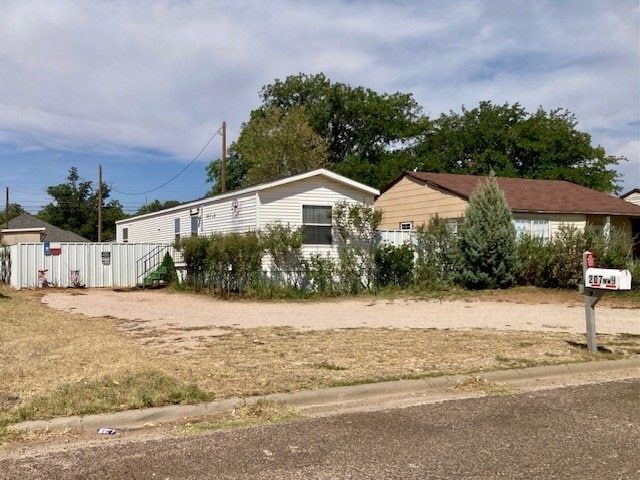 Building Photo - 207 NW 9th St