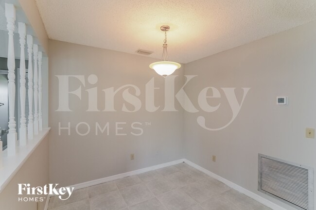 Photo - 558 Murphy Ave