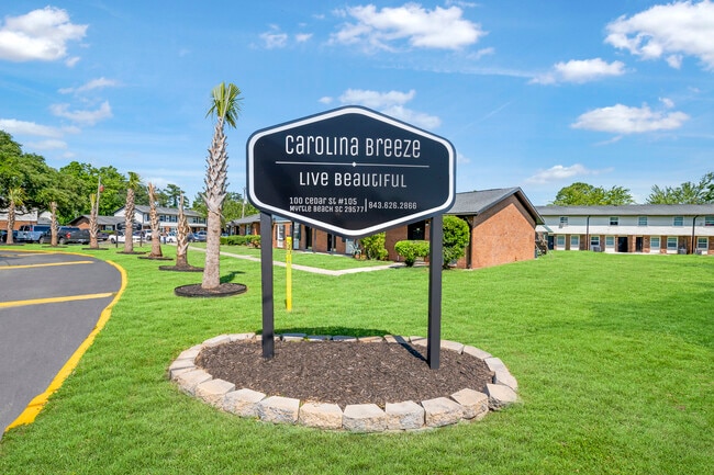 Carolina Breeze Apartments