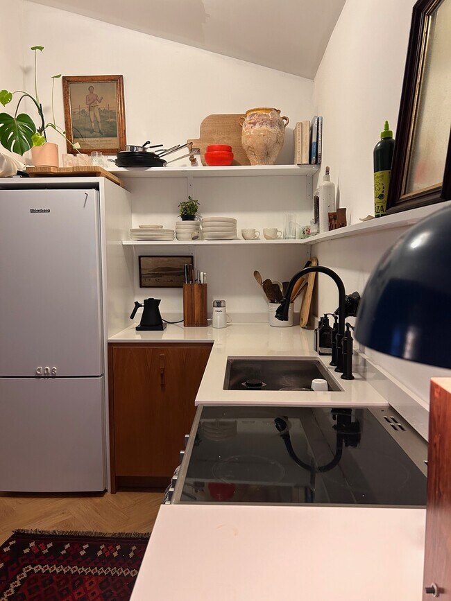 Photo - 70 Lake St Unit The Maisonette