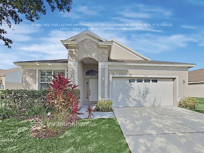 Photo - 6402 Bridgecrest Dr House
