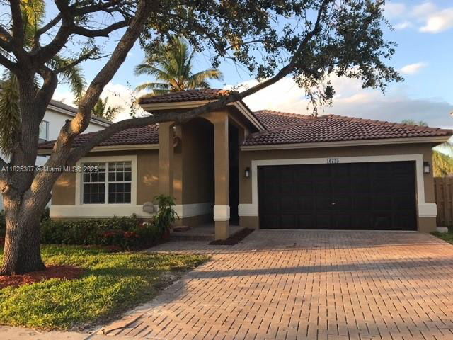 Photo - 16725 Sapphire Ct Casa