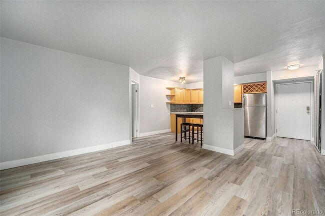 Photo - 601 W 11th Ave Unit 122