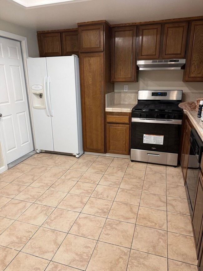 Photo - 1266 Hartford Cir