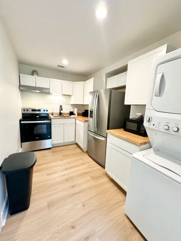 Photo - 1313 Live Oak St