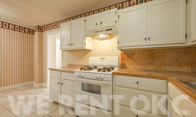 Photo - 1331 NW 96th St