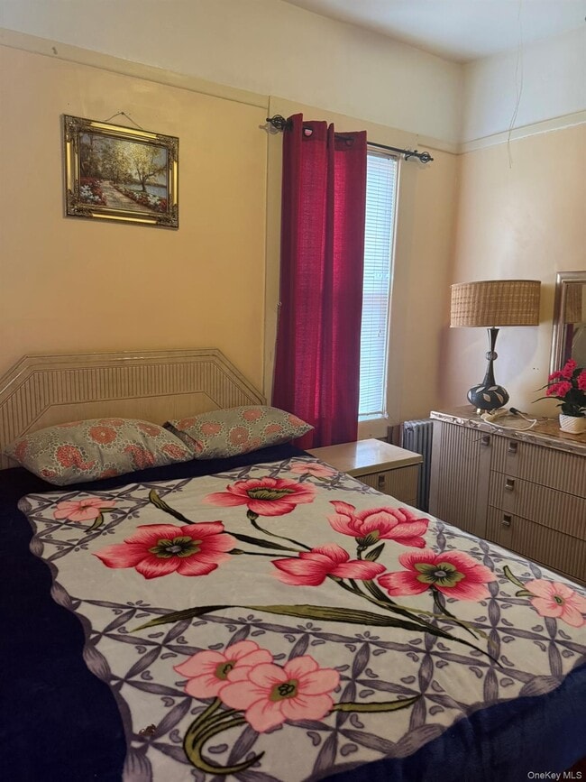 Photo - 610 E 26th St