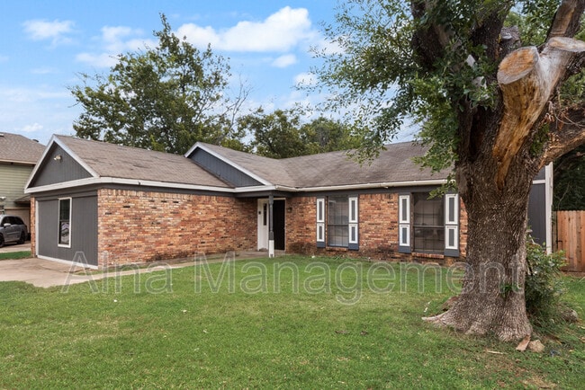 Photo - 1704 Fieldstone Ct