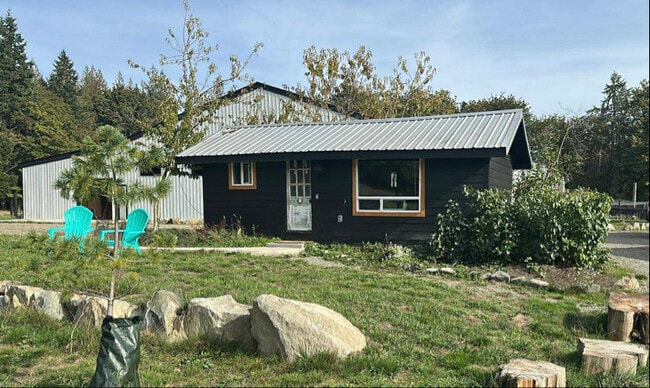 Building Photo - 1705 158th Ave SW