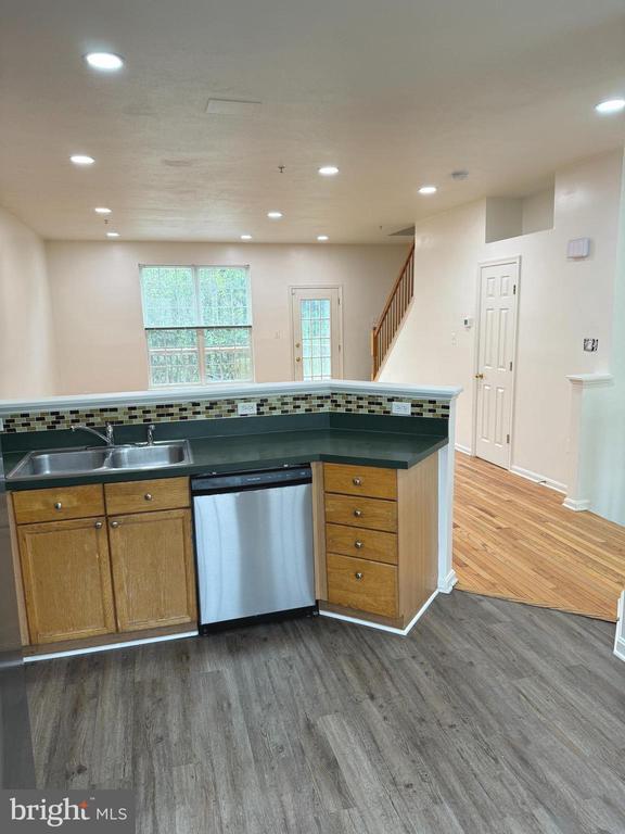 Photo - 1943 Harpers Ct