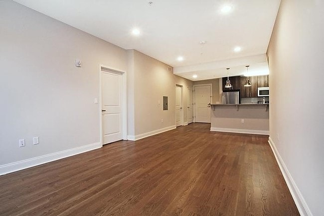 Building Photo - 100 Marshall St Unit 507