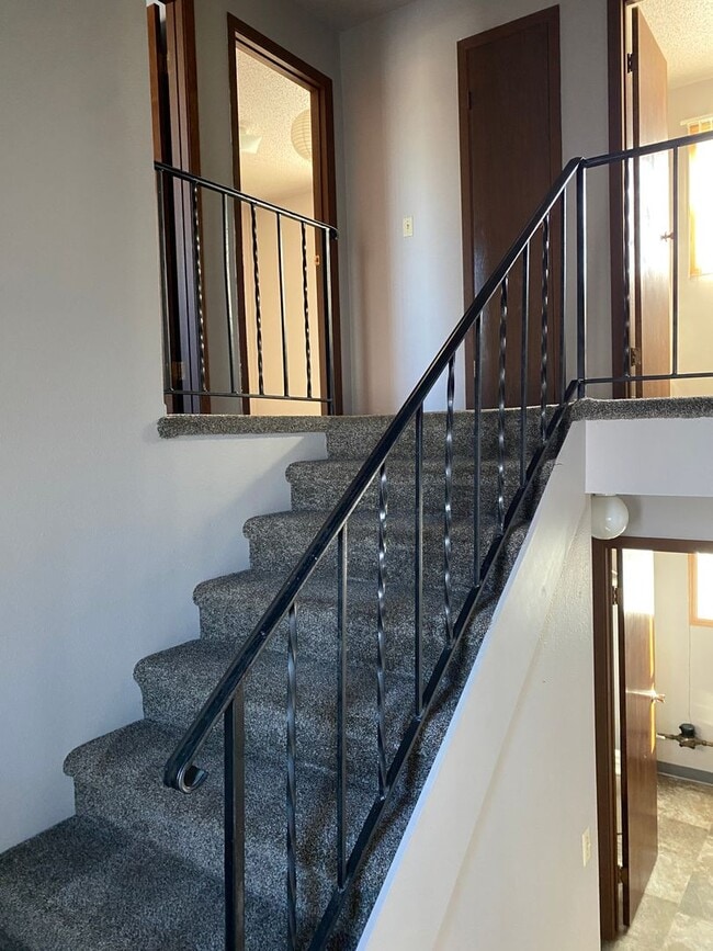 Photo - Beautiful, Spacious 3 bed Condo for Rent