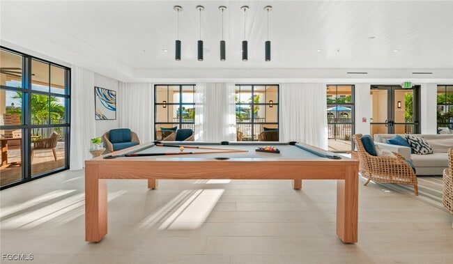 Building Photo - 22980 Vista Edera Cir Unit 4-306