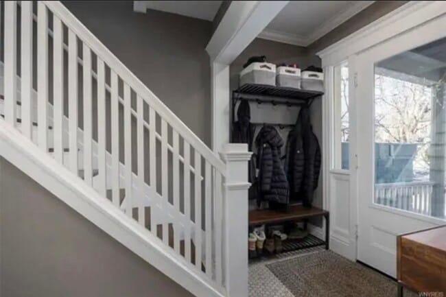 Photo - 84 Manchester Pl Unit Upper