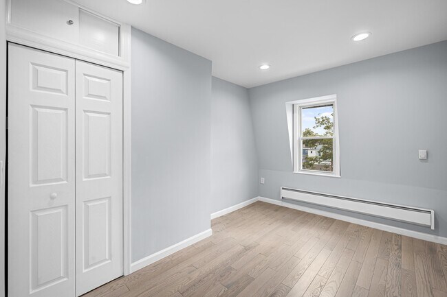 Photo - 376 Forrest St Unit 3