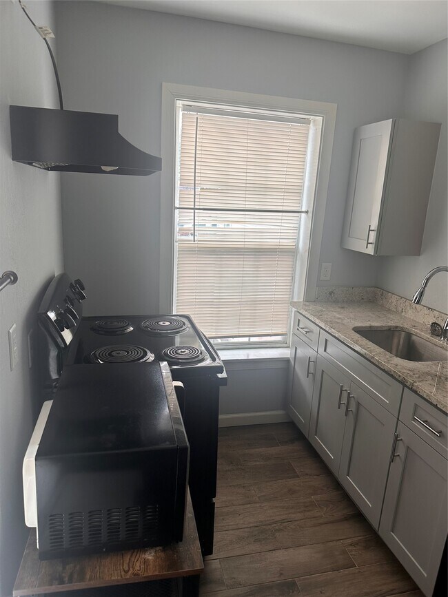 Photo - 4302 Polk St Unit 8