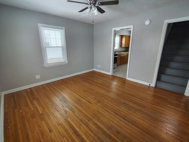 Photo - 2516 Lawndale Ave