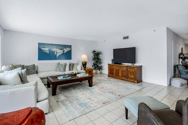 Photo - 4301 N Ocean Blvd Unit A206