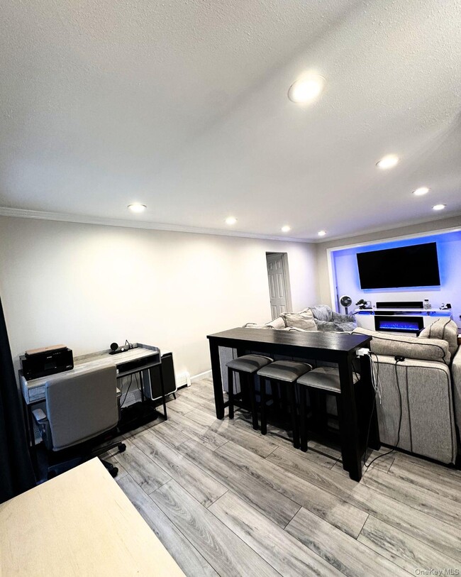 Photo - 13 Granada Crescent Unit 1