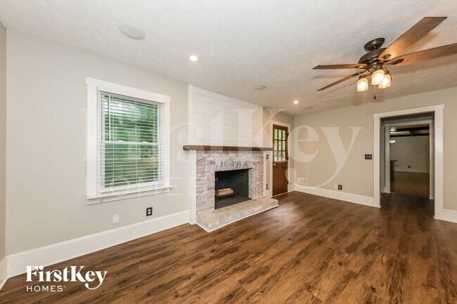Photo - 2902 Moorings Pkwy SW