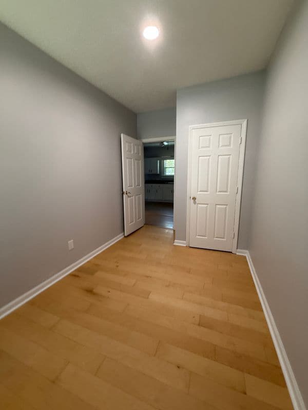 Photo - 612 Wise Ave