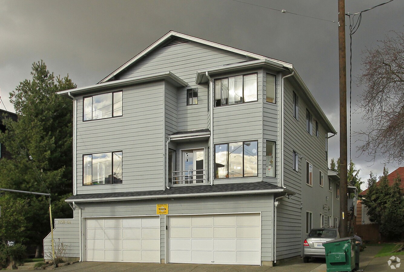 Photo - Azalea Manor