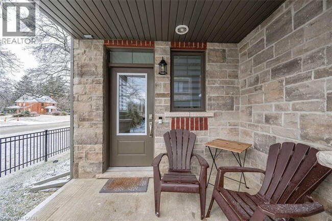 Photo - 10 Showers Ln