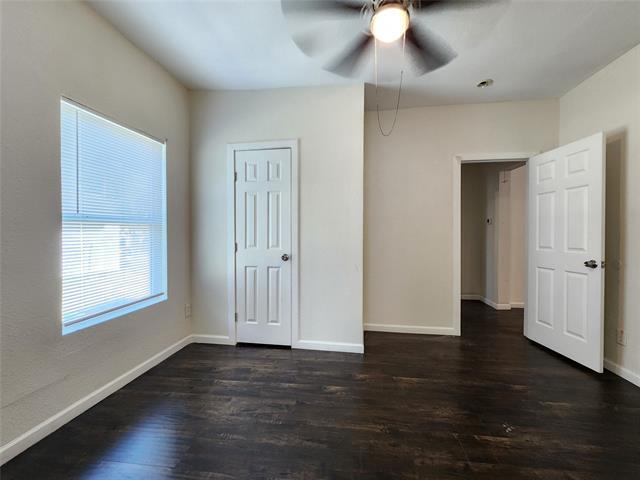 Photo - 2545 Metropolitan Ave