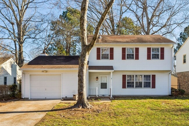 Photo - 3BR 2.5 BA Mid-Town Newport News
