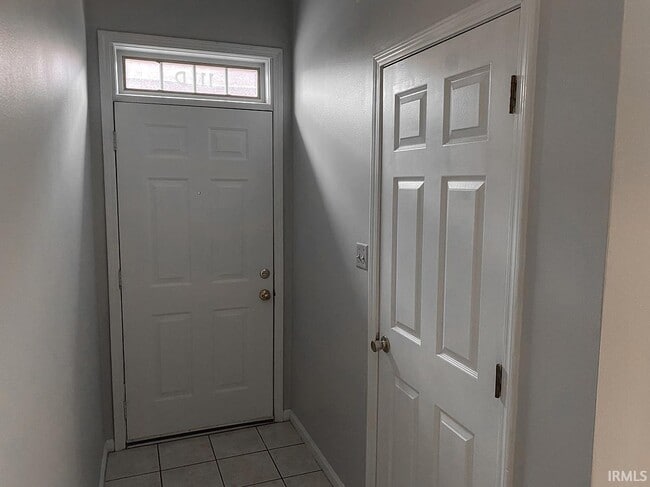 Photo - 111 E 6th St Unit D