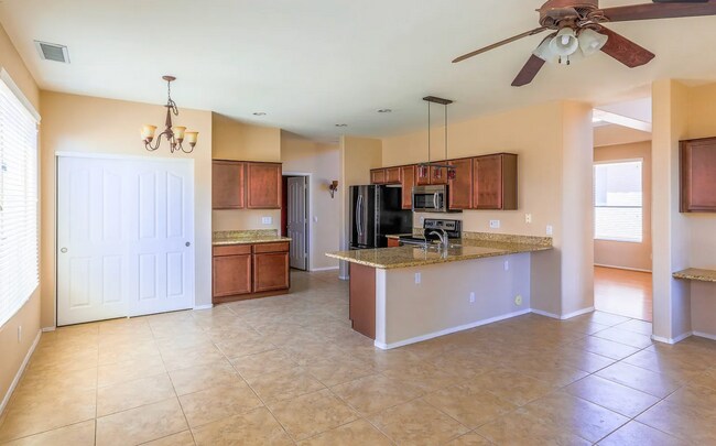 Photo - Three bed and two /half bath North Phoenix